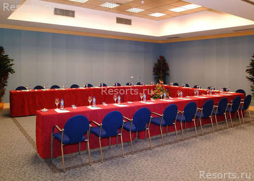 Tryp Port Cambrils 13